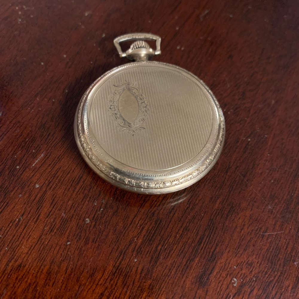 ANTIQUE GOLD POCKET WATCH - Picture 2 of 10